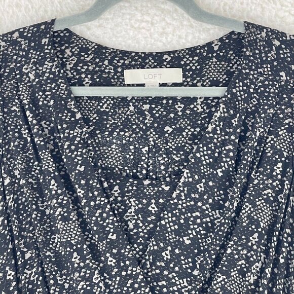 Ann Taylor LOFT Black Snake Print Sleeveless Dress Womens Surplice‎ Neck Size 8 - Picture 4 of 15